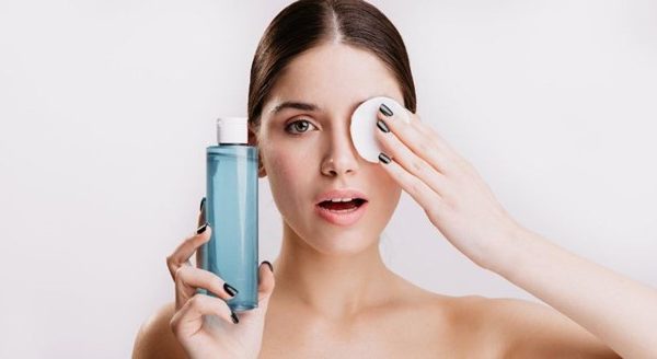 مراحل پاک کردن آرایش صورت