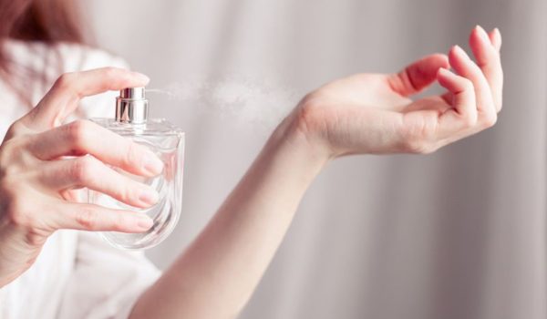 علت تغییر بوی عطر در طول روز