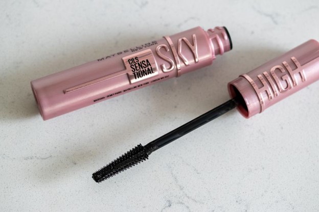 ریمل Maybelline برای چشم های حساس